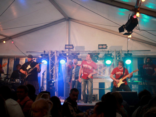 Sportfest FC Wiesla mit der Partyband Obacht – Foto 40