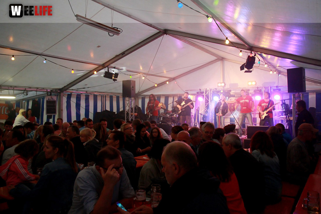 Sportfest FC Wiesla mit der Partyband Obacht