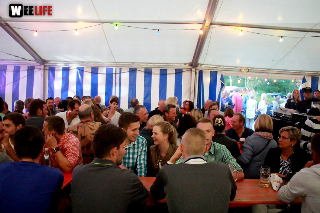 Sportfest FC Wiesla mit der Partyband Obacht