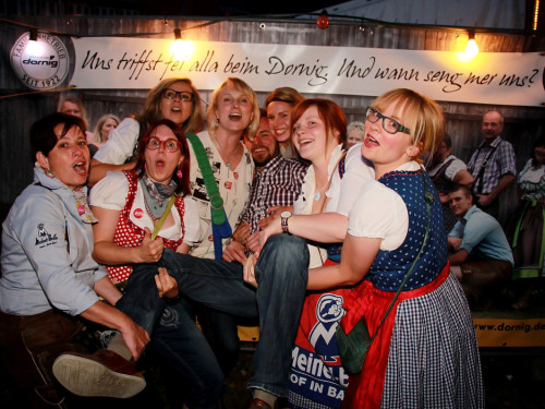 103. Hofer Volksfest Tag der Sparkasse mit Isertaler Hexen – Foto 35