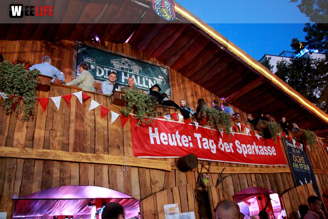 103. Hofer Volksfest Tag der Sparkasse mit Isertaler Hexen