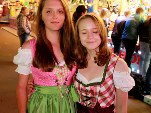 103. Hofer Volksfest Tag der Sparkasse mit Isertaler Hexen – Foto 56