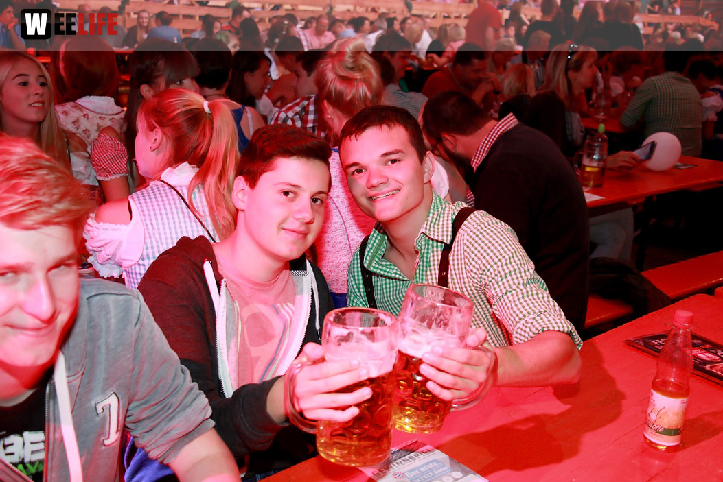 103. Hofer Volksfest 8.Tag mit den Biba u. die Butzemänner