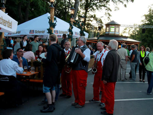 103. Hofer Volksfest 8.Tag mit den Biba u. die Butzemänner – Foto 22