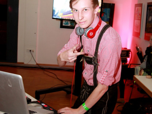 Après Festzeltparty – Foto 7