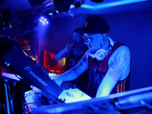 DirdlDancing mit Mad & Lush – Foto 2