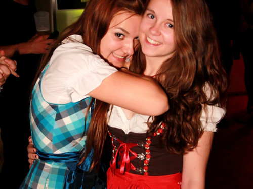 Après Festzeltparty – Foto 12