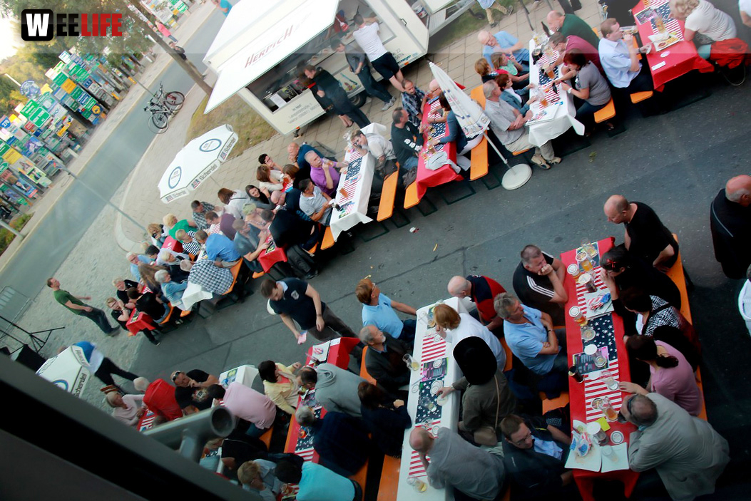 Straßenfest mit The Crown Jewels