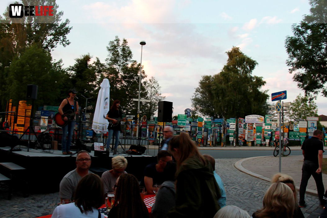 Straßenfest mit The Crown Jewels