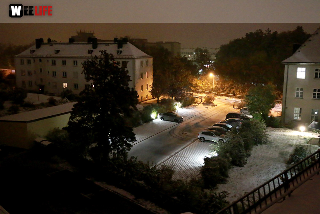 1. Schnee Hof im Herbst