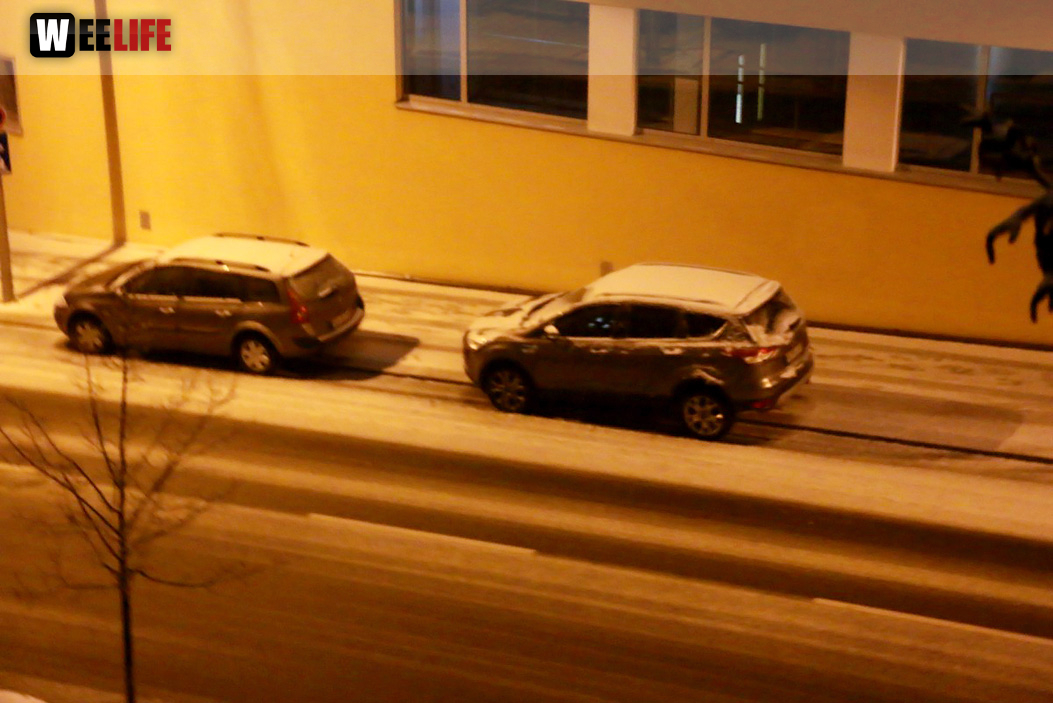 1. Schnee Hof im Herbst