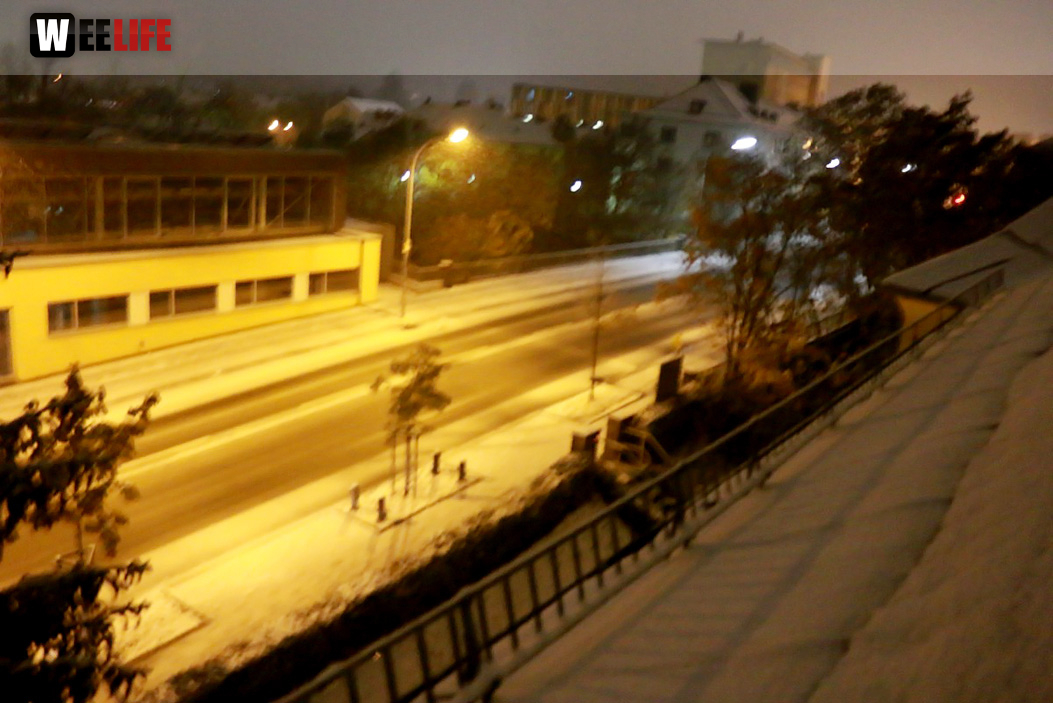 1. Schnee Hof im Herbst