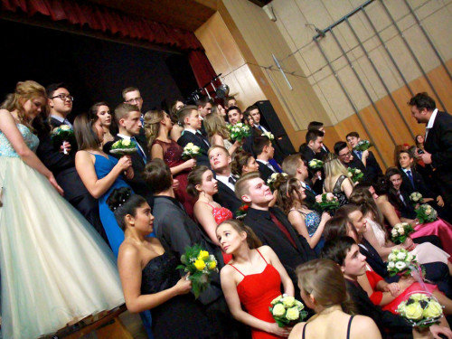 TS Swing Abschlussball Gymnasium Selb mit Pina Colada – Foto 4