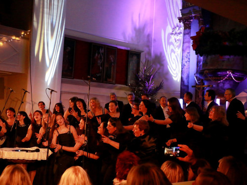 Gospelweihnacht Samstag mit Joy in Belief – Foto 9