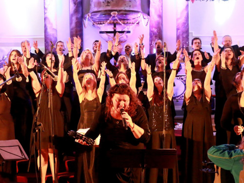 Gospelweihnacht Samstag mit Joy in Belief – Foto 15