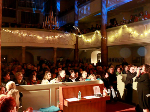Gospelweihnacht Samstag mit Joy in Belief – Foto 28