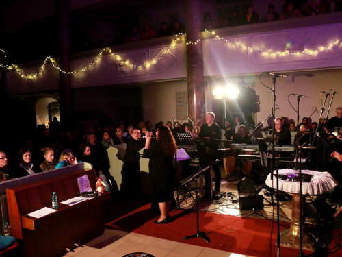 Gospelweihnacht Samstag mit Joy in Belief – Foto 33