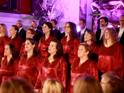 Gospelweihnacht Samstag mit Joy in Belief – Foto 54
