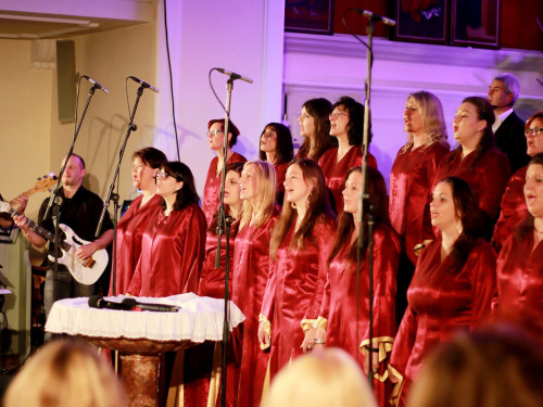 Gospelweihnacht Samstag mit Joy in Belief – Foto 55