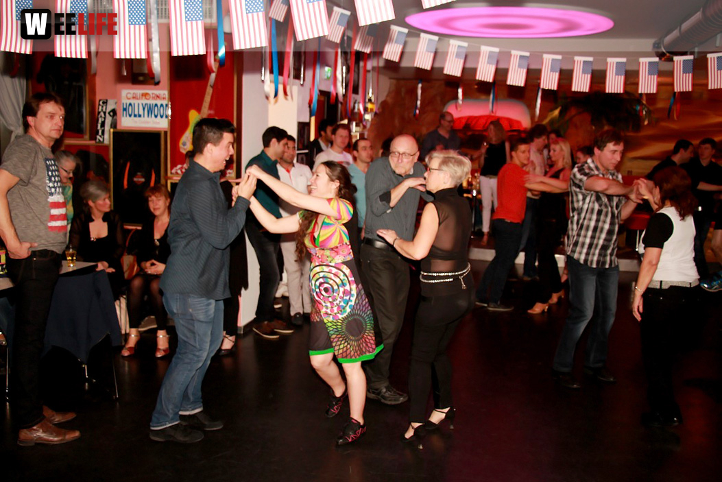 SALSA NEUJAHR PARTY