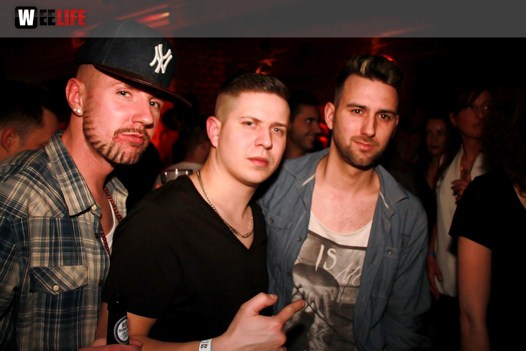 Black Base mit DJs Baxter, Sickboy