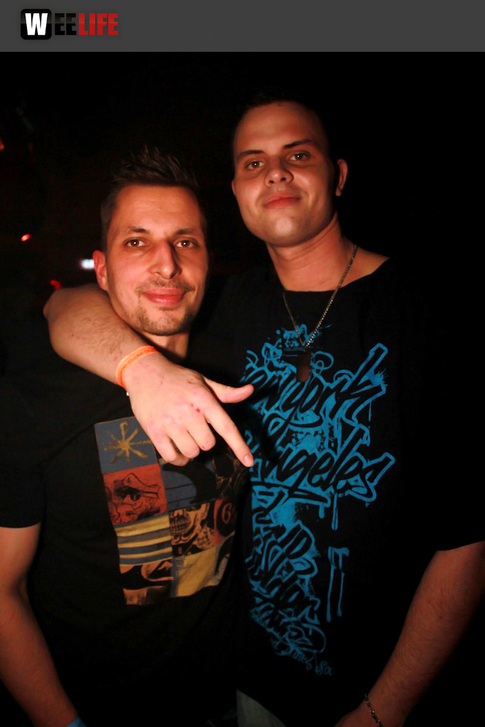 Black Base mit DJs Baxter, Sickboy