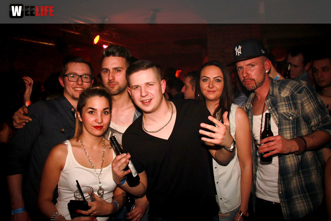 Black Base mit DJs Baxter, Sickboy