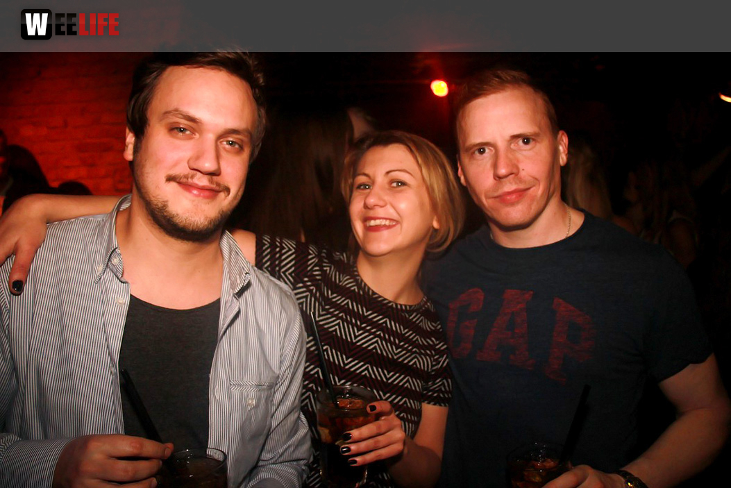 Black Base mit DJs Baxter, Sickboy