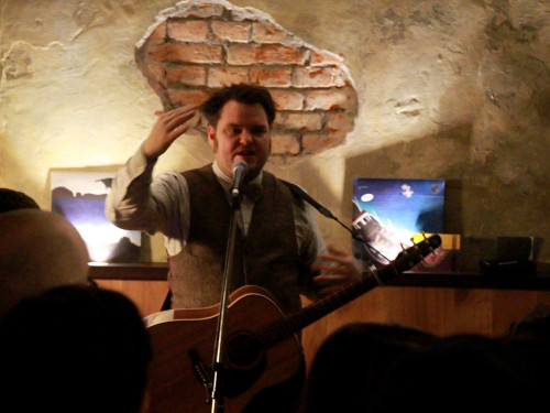 Konzert IN.DIE.musiks Gegen den Strom #2 Svavar Knutur – Foto 27