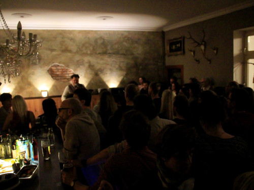 Konzert IN.DIE.musiks Gegen den Strom #2 Svavar Knutur – Foto 30