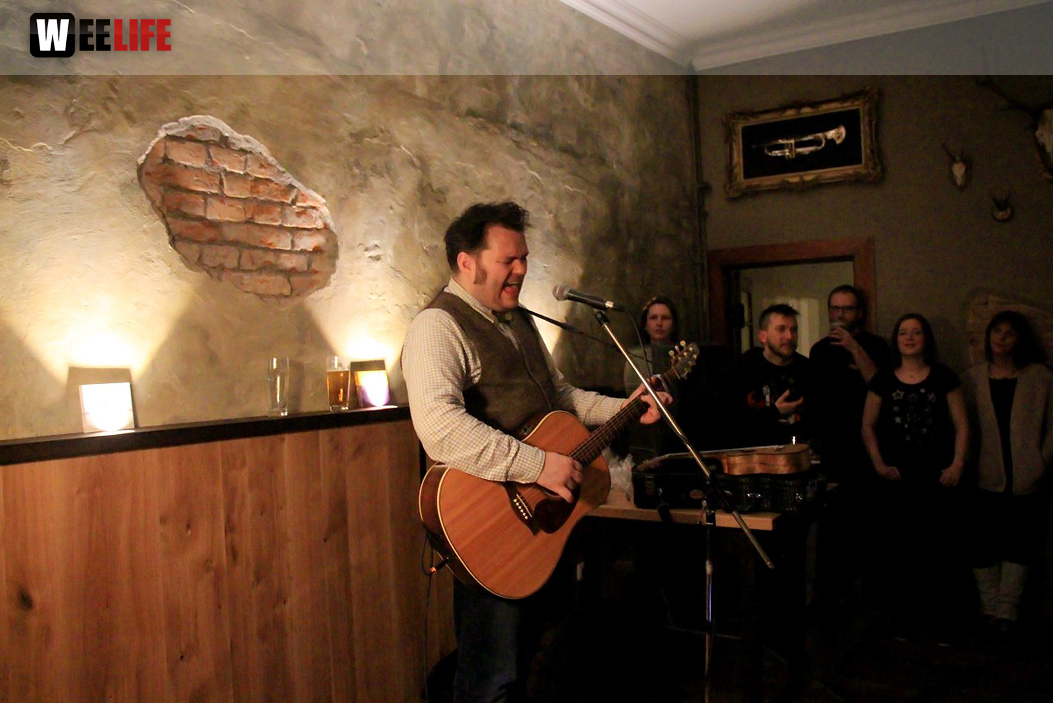 Konzert IN.DIE.musiks Gegen den Strom #2 Svavar Knutur