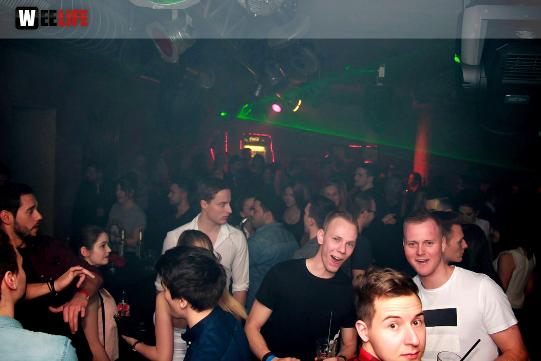 Black Base mit DJs DeeOh, Morrison