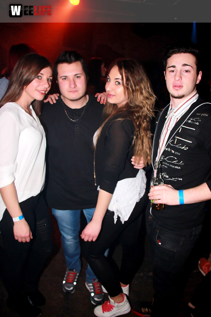 Black Base mit DJs DeeOh, Morrison