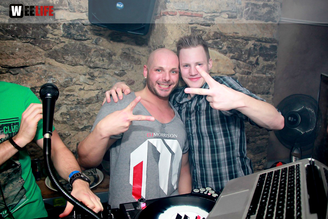 Black Base mit DJs DeeOh, Morrison