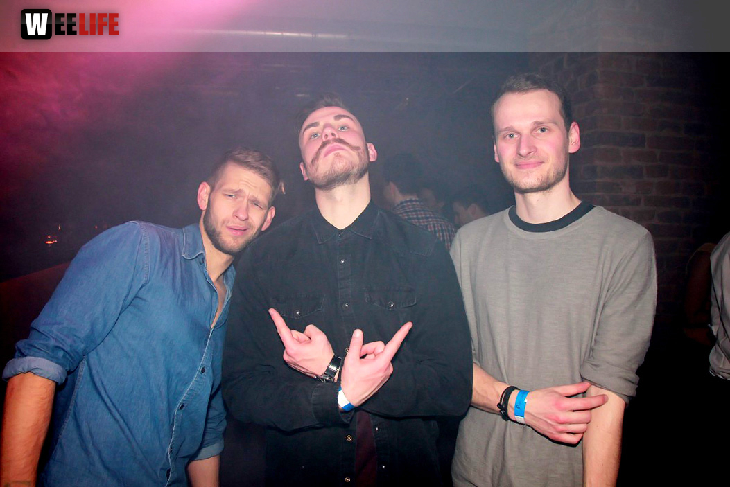 Black Base mit DJs DeeOh, Morrison