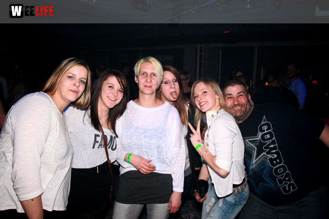 UV Schwarzlicht Party