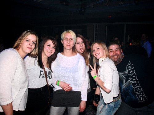 UV Schwarzlicht Party – Foto 12