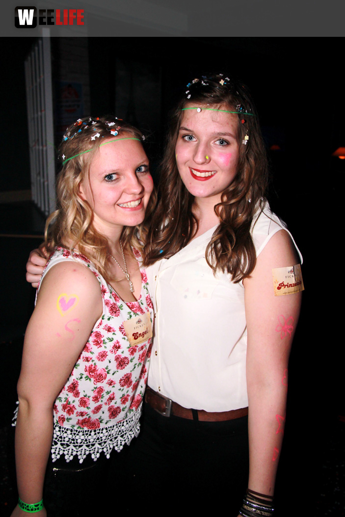 UV Schwarzlicht Party