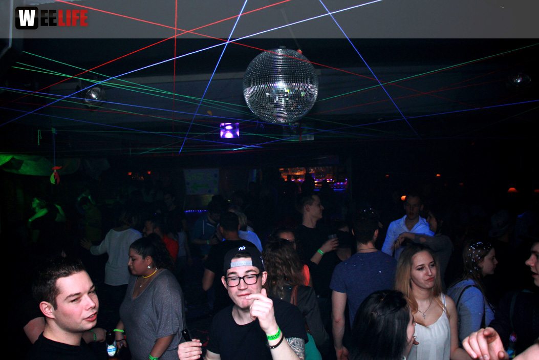 UV Schwarzlicht Party