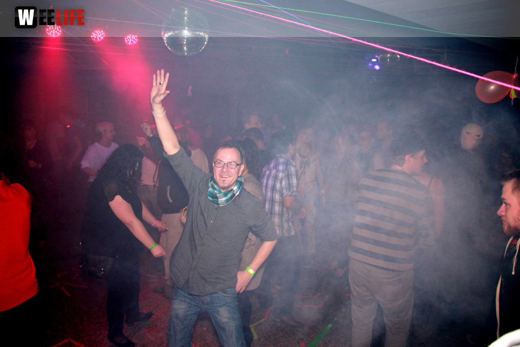 UV Schwarzlicht Party