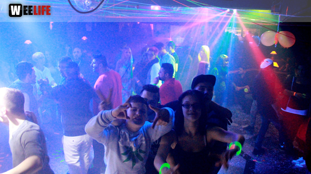 UV Schwarzlicht Party