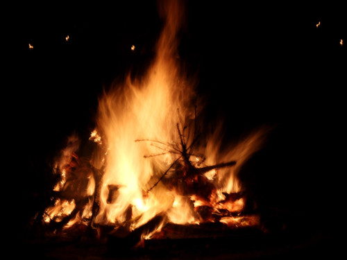 Osternachtsgottesdienst mit OSterfeuer im Park – Foto 26