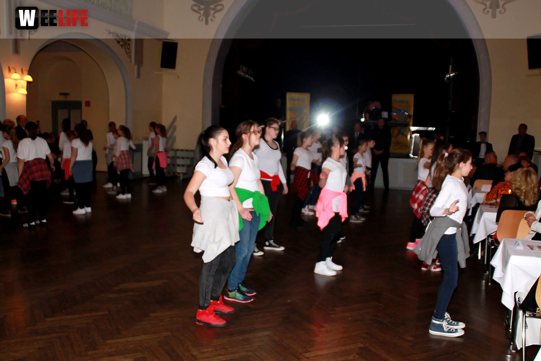 Abschlussball April Hofecker Münster Mittelschule Oberkotzau