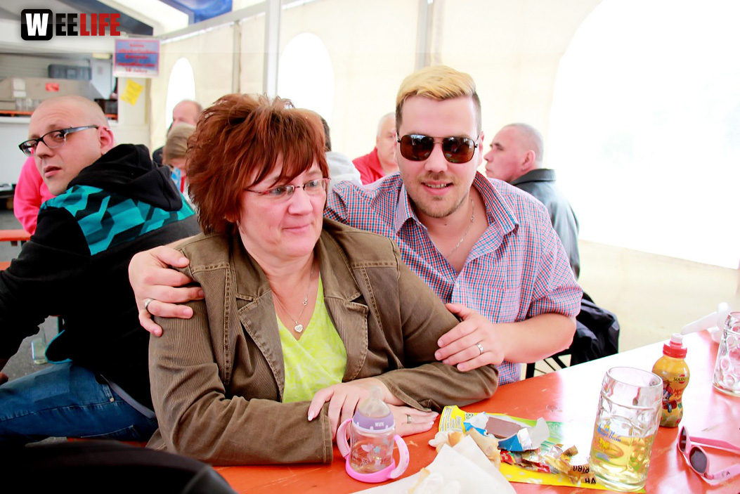Maibaumfest Krötenbruck 2016