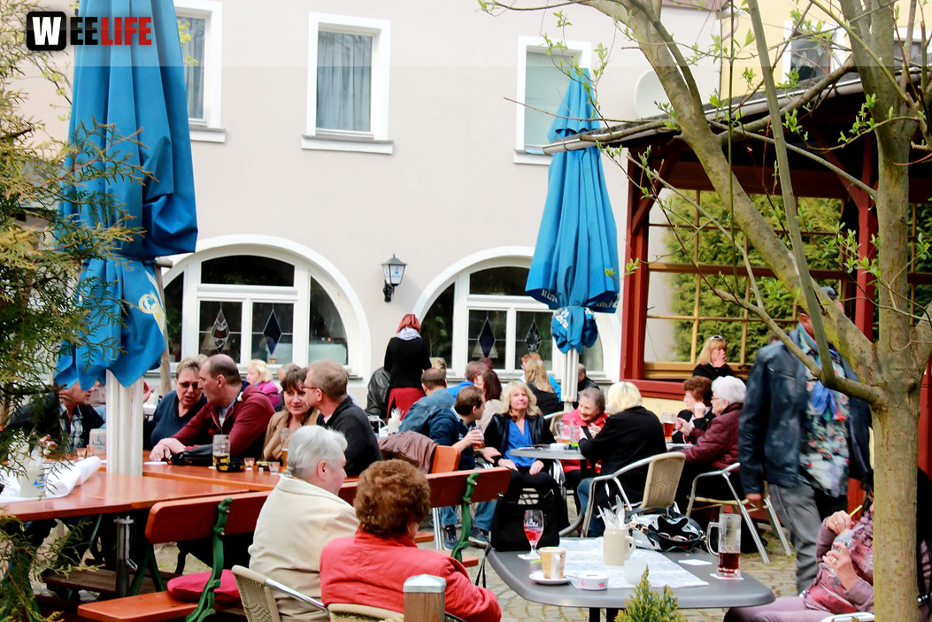 Maifest mit Ostwest Express
