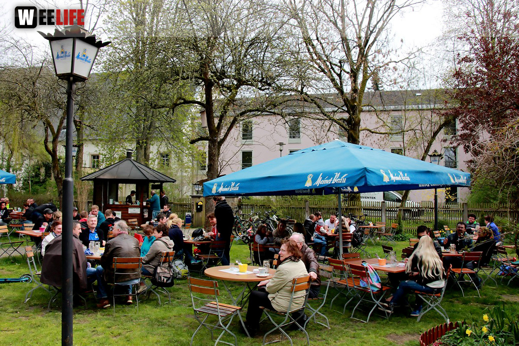 Maifest mit Ostwest Express