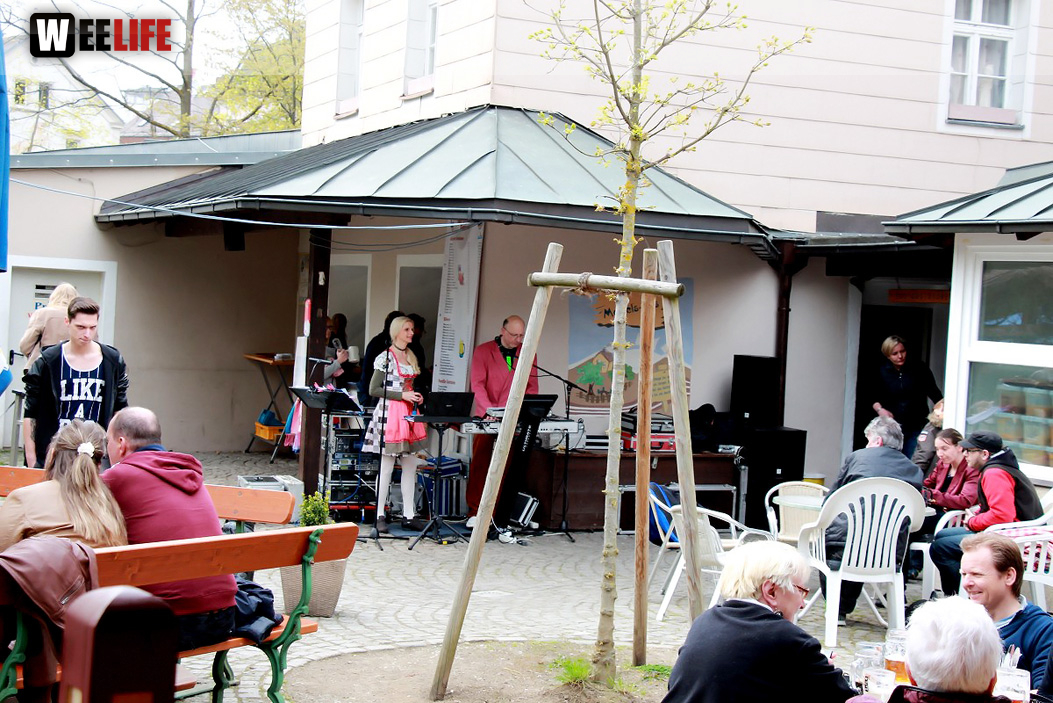 Maifest mit Ostwest Express