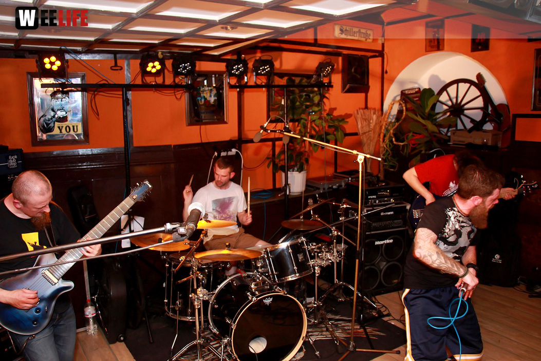 Konzert Mosh Into May III Frogstar Battle Machine Pesterous Mind Heressiah