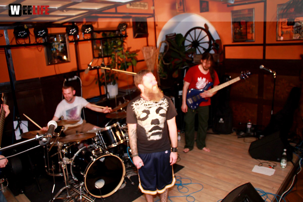 Konzert Mosh Into May III Frogstar Battle Machine Pesterous Mind Heressiah