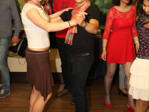 SALSA-PREMIERE im Brasil in HOF – Foto 2